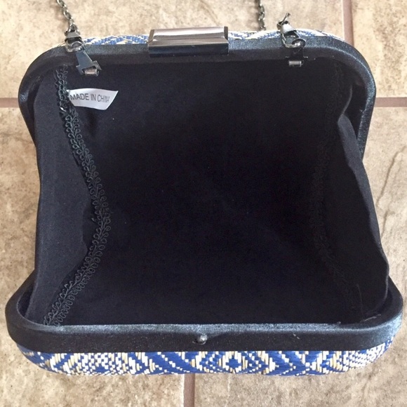 *CLOSING BOUTIQUE* - Picture 5 of 7